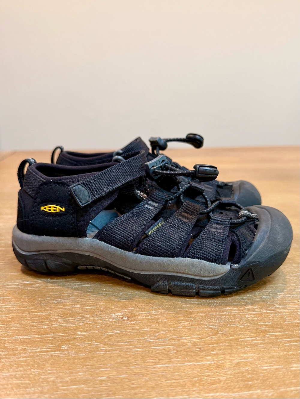 Keen Kid’s Newport H2 Water Hiking Sandal Racer Black‎ Washable Drawstring Sz 13